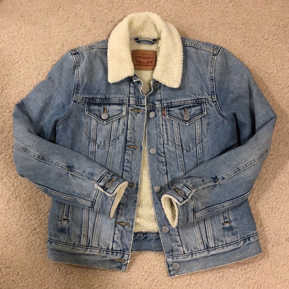 Levi’s Women’s Sherpa Denim Jacket Size XS